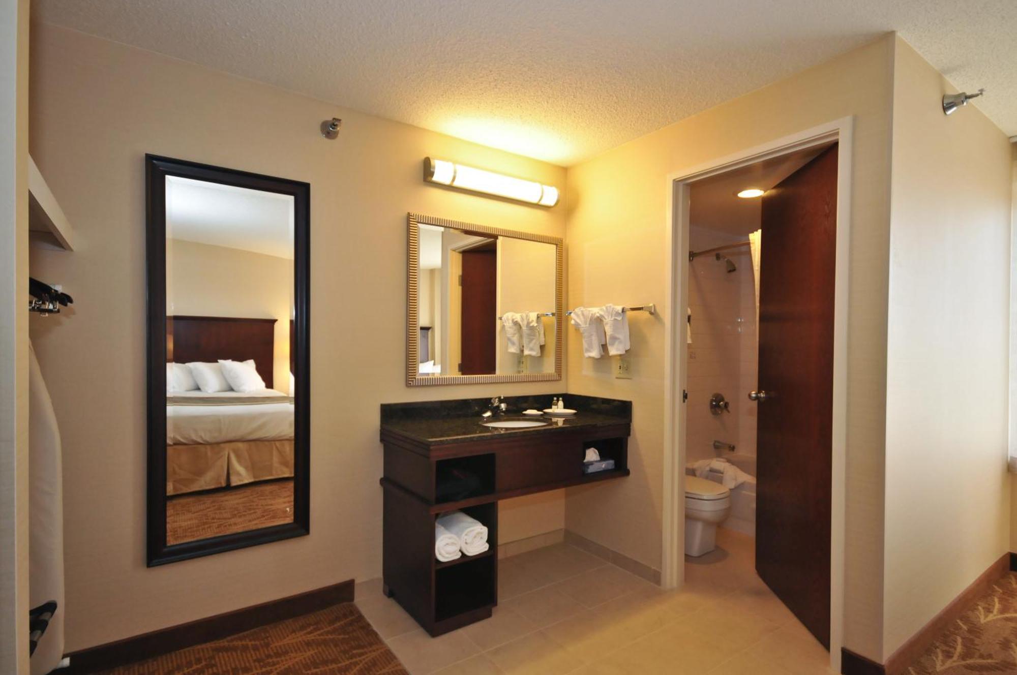 Kahler Inn And Suites Rochester Habitación foto